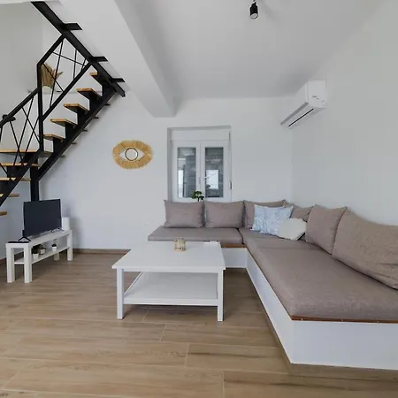 Feriehus Yayas View Kymi Paralia Kimis